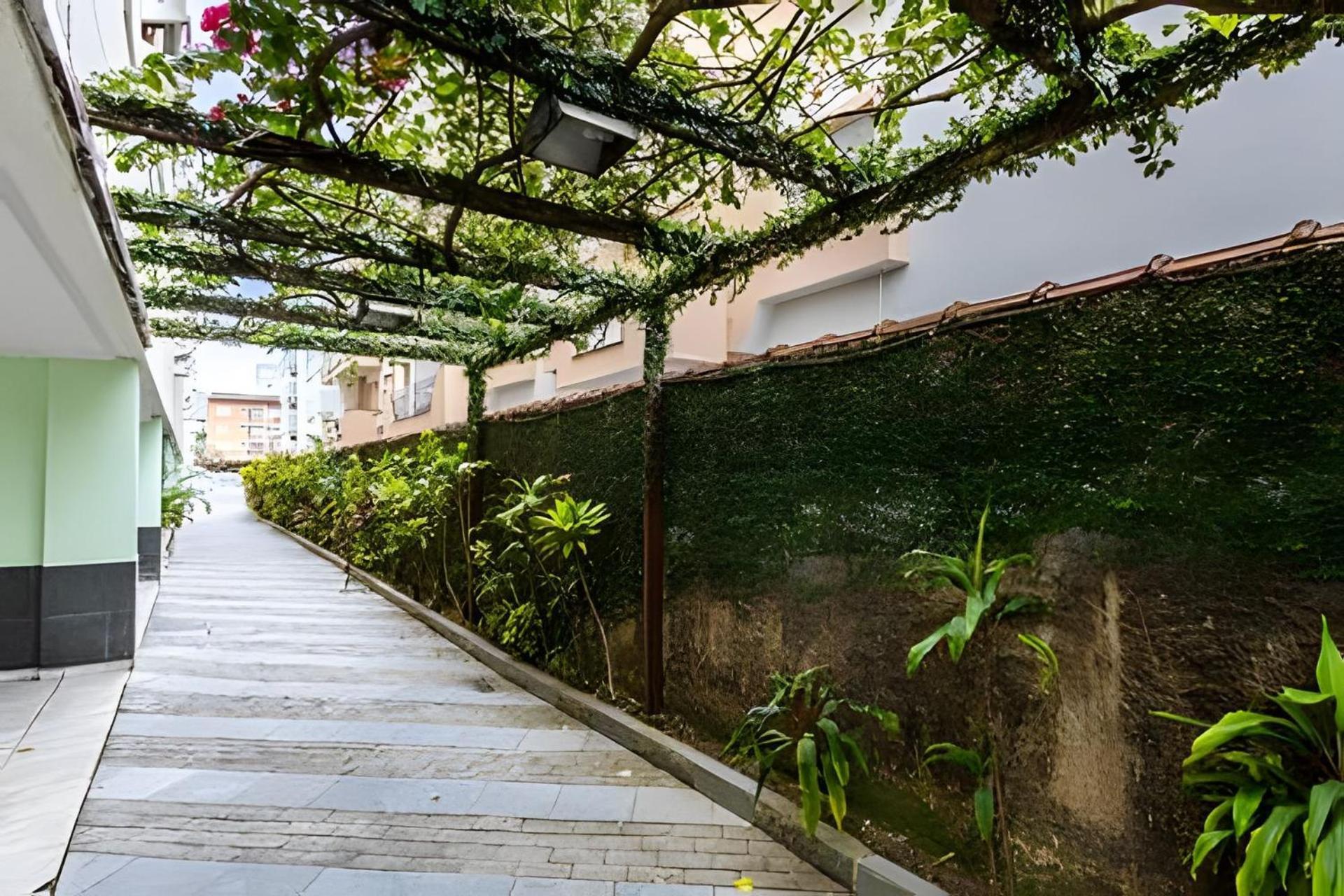 Apto Na Enseada Excelente Localizacao, 500M Da Praia, Garagem, Ar Condicionado Portaria 24 Horas Guarujá Exterior foto